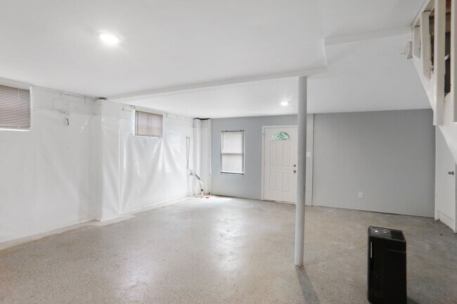 Building Photo - 3189 Ward Dr SW