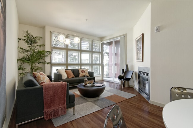 Interior Photo - Bellevue Terrace