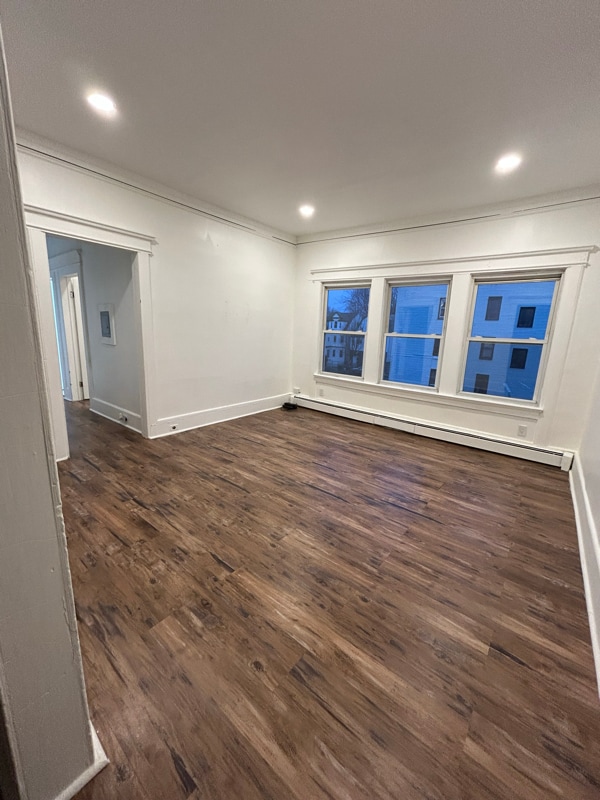 Building Photo - 94 Eaton Pl