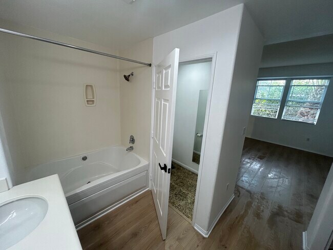 Building Photo - 12963 W Runway Rd