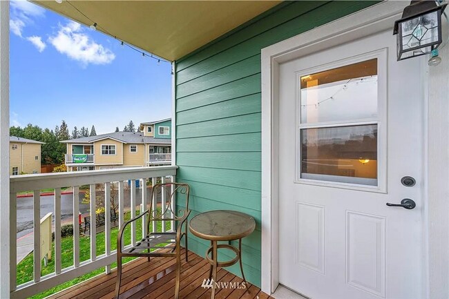 Building Photo - Beautifully Updated 3 Bed, 2.5 Bath Townhome in Monroe