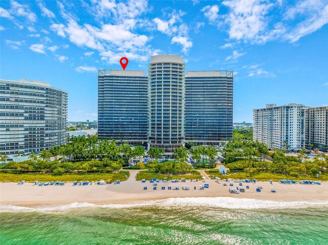 Primary Photo - 9701 Collins Ave