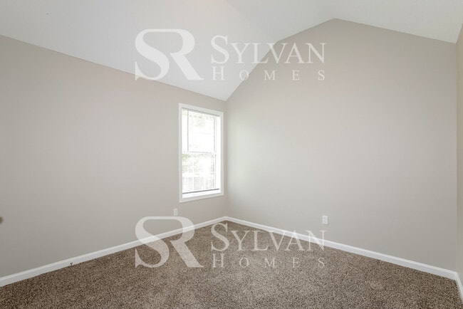 Building Photo - Discover the convenience of Lithonia living