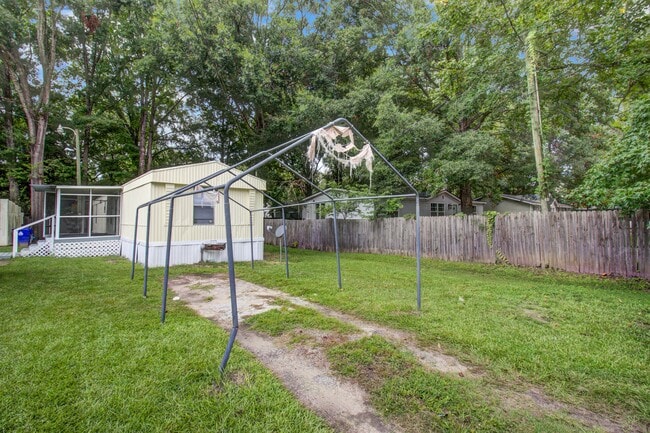 Building Photo - 2619 Warm Ave
