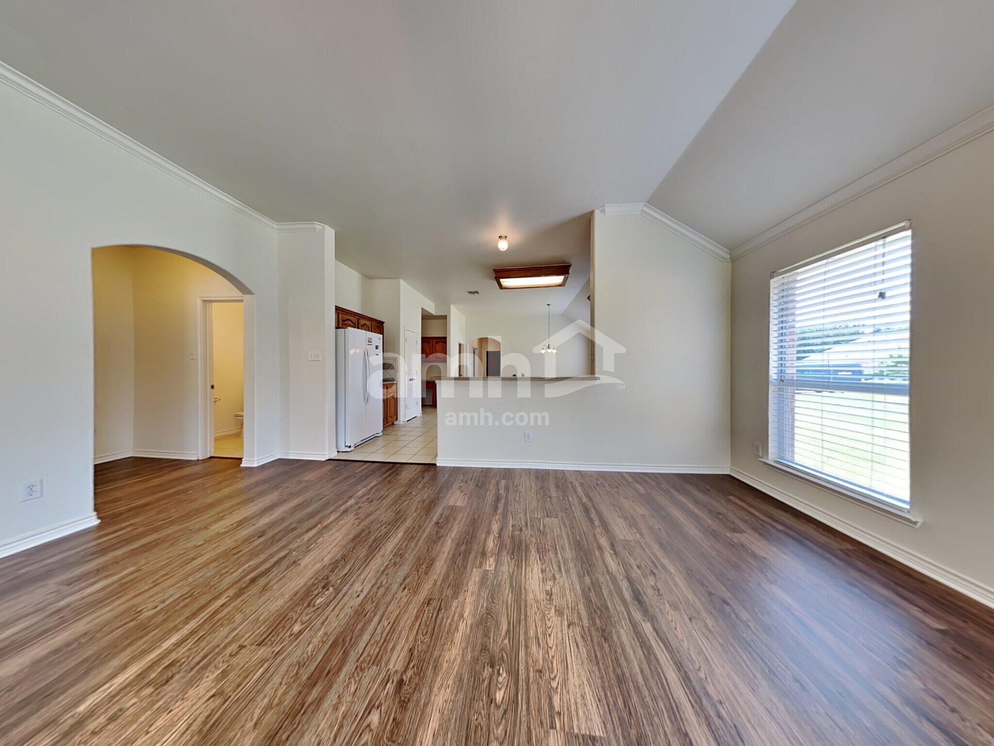 Building Photo - 1385 Tanglevine Dr