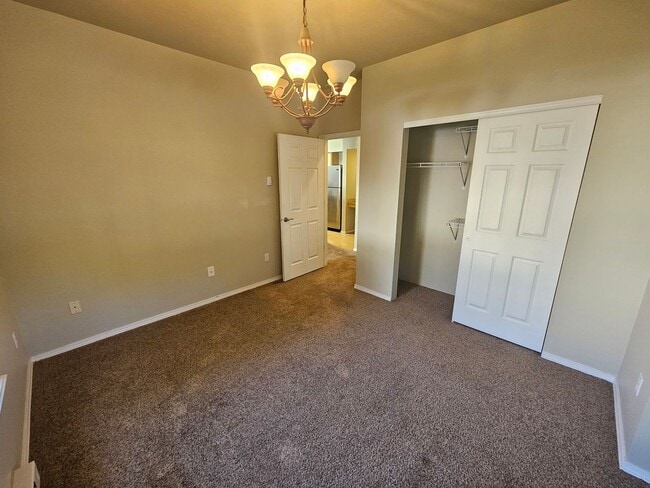 Building Photo - Beautiful condo in liberty lake