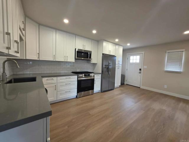 Building Photo - 10579 Oak Creek Dr