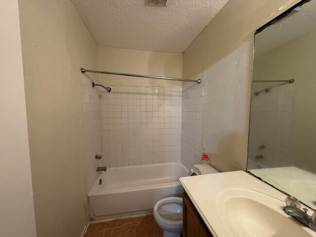 Building Photo - 10707 Lanshire Dr
