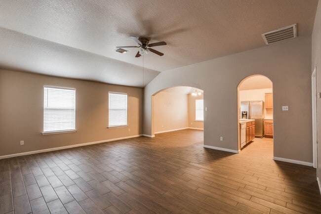 Building Photo - 17006 Marlin Spike Way