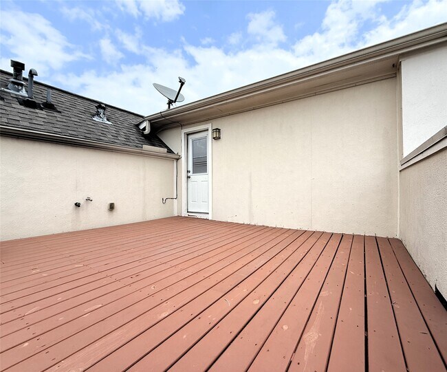 Building Photo - 5226 Kiam St