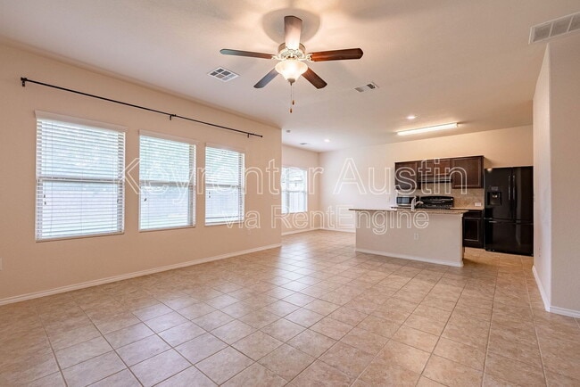 Building Photo - 10120 Crescendo Ln