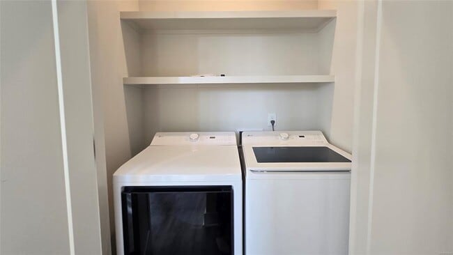 Building Photo - 4517 Broadwick St