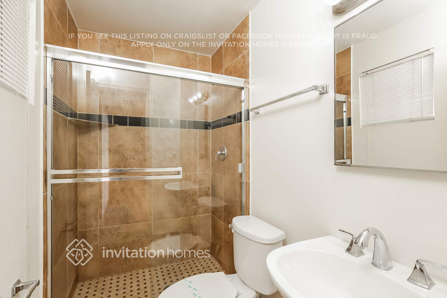 Building Photo - 3221 E Captain Dreyfus Ave