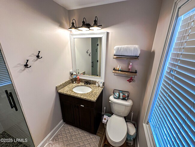 Building Photo - 1 Palmetto Breeze Cir