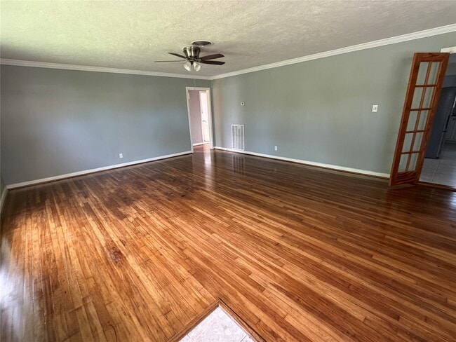 Building Photo - 5223 Sanford Rd