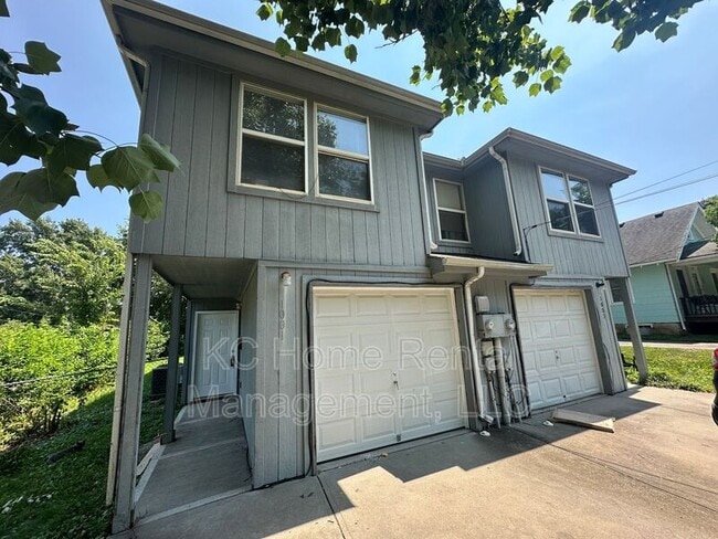 Primary Photo - 1001 S Hocker Ave