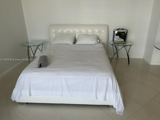 Building Photo - 475 Brickell Ave