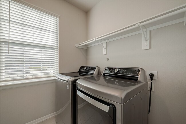 Building Photo - 31510 Sandpiper Creek Dr