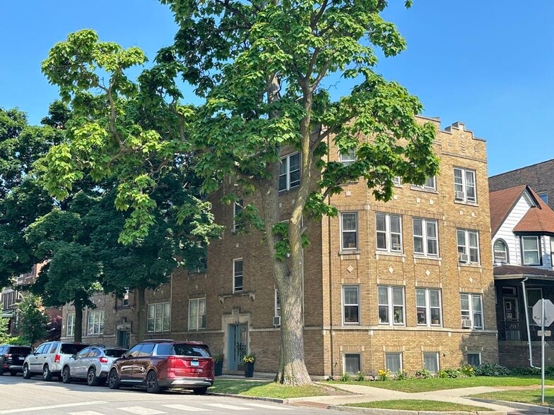 Building Photo - 1637 W Gregory St