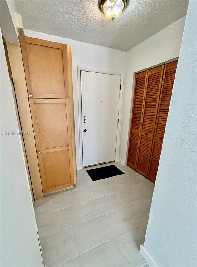 Building Photo - 3181 SW 13th St