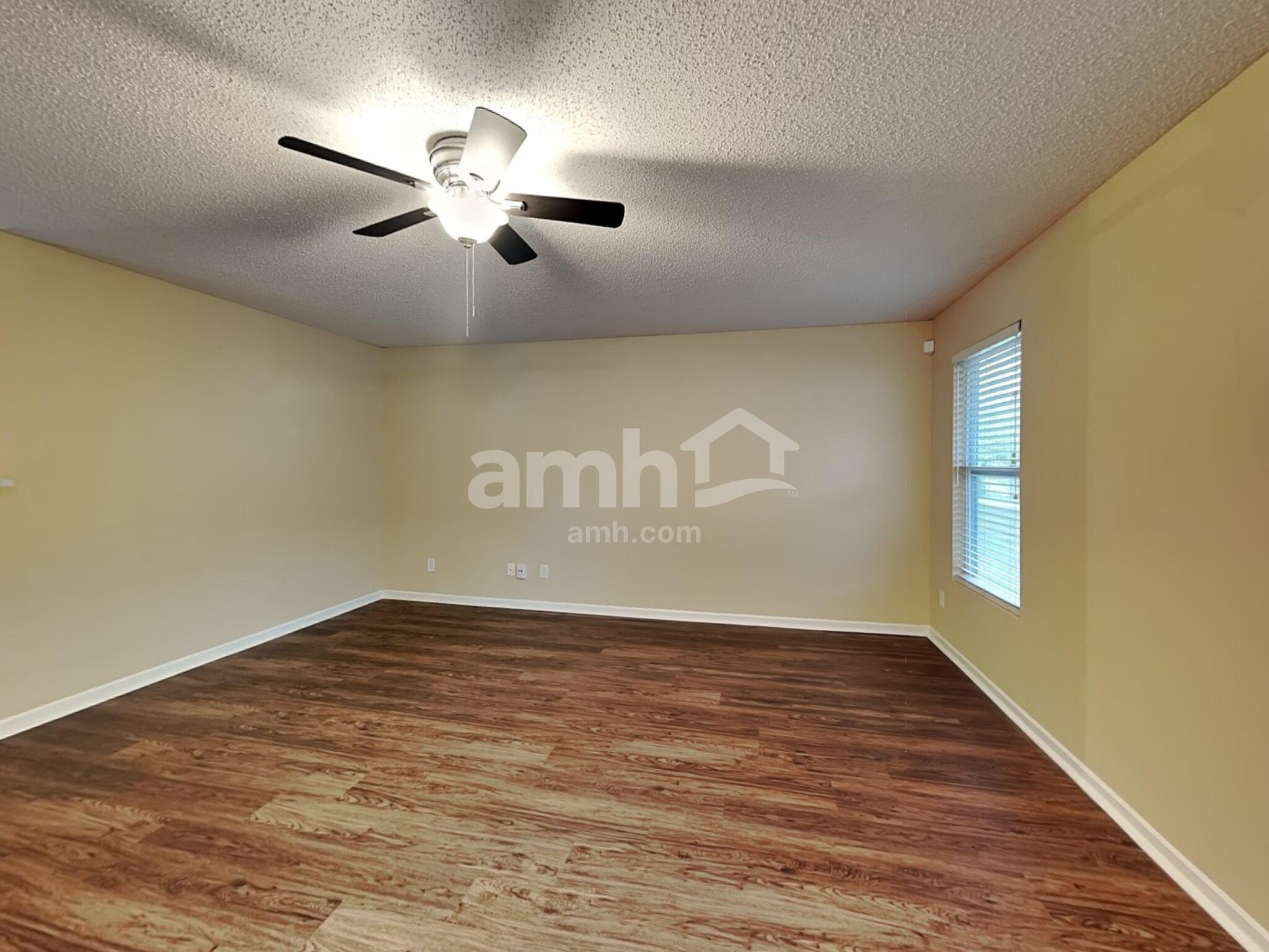 Building Photo - 12671 Republic Dr