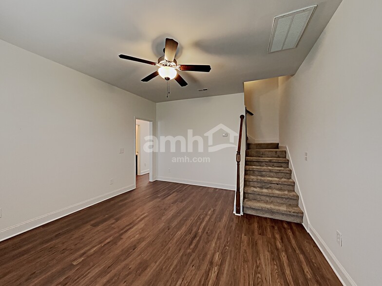 Building Photo - 1706 Antebellum Dr