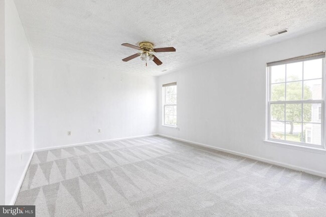 Building Photo - 116 Leeds Creek Cir
