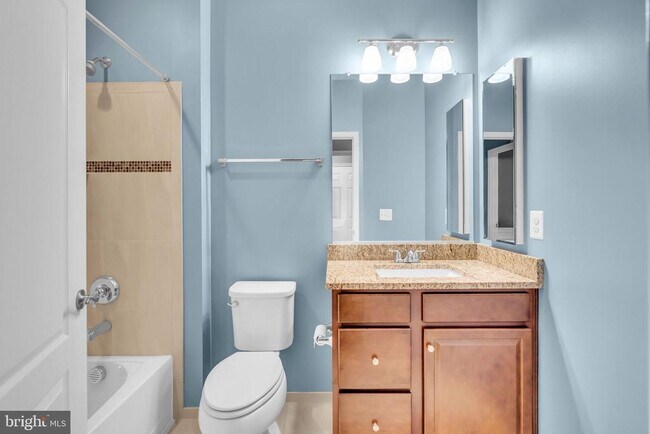 Building Photo - 40578 Sculpin Ct