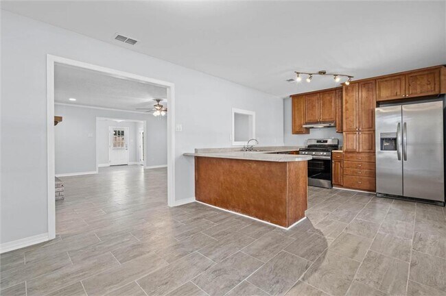 Building Photo - 1040 Smokerise Dr