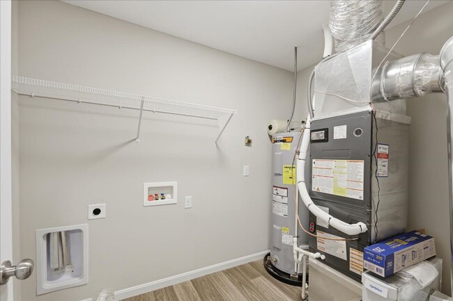 Building Photo - Brand New! 3 Bed 2.5 Bath