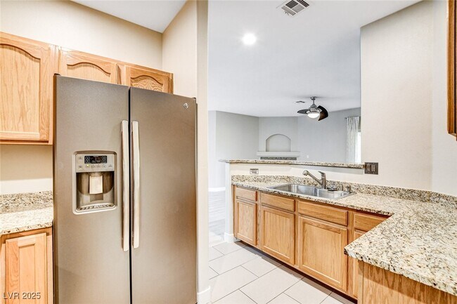 Building Photo - 8729 Red Brook Dr