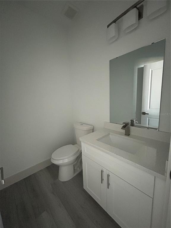 Building Photo - 1531 W Gainsboro Ln