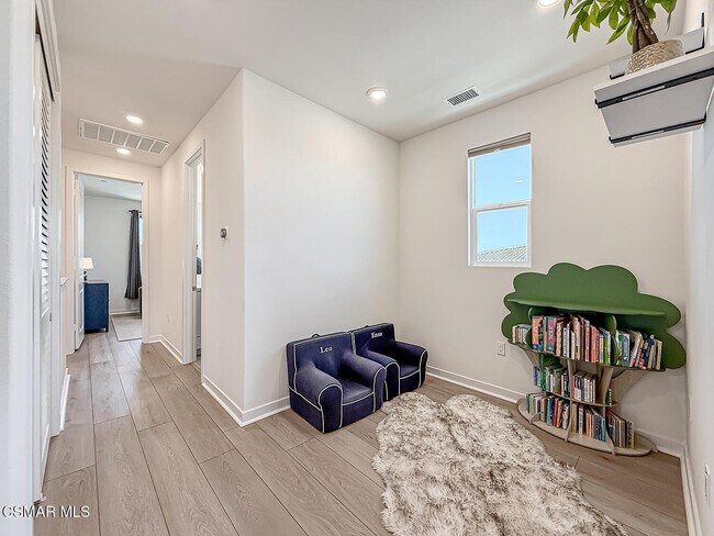 Building Photo - 227 Capistrano Dr