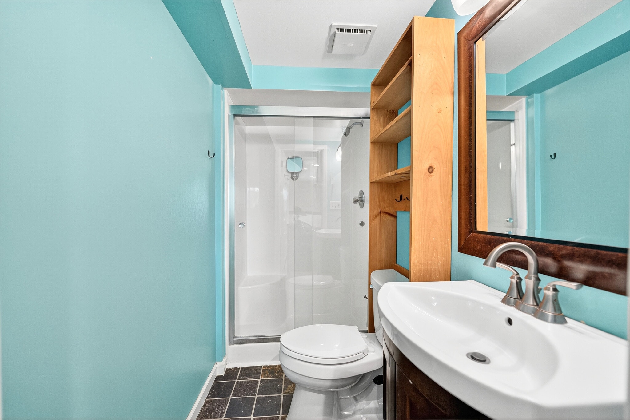 Building Photo - 4008 Charlemagne Cir