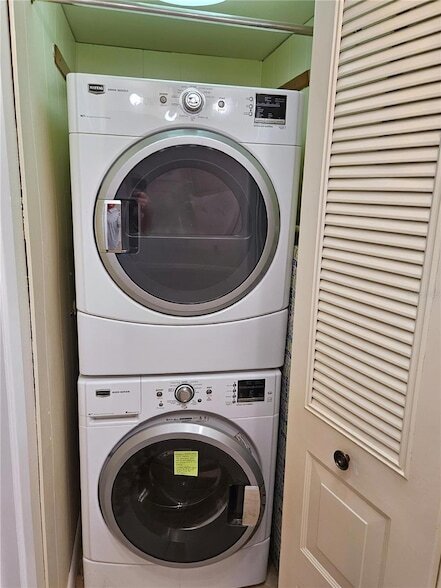 Building Photo - 285 Mission Trl