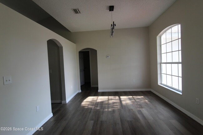 Building Photo - 959 Pine Walk Ct NE