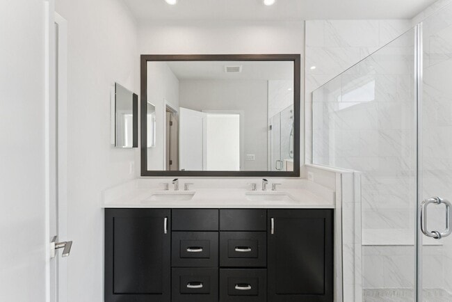 Building Photo - 4689 Charger Pl