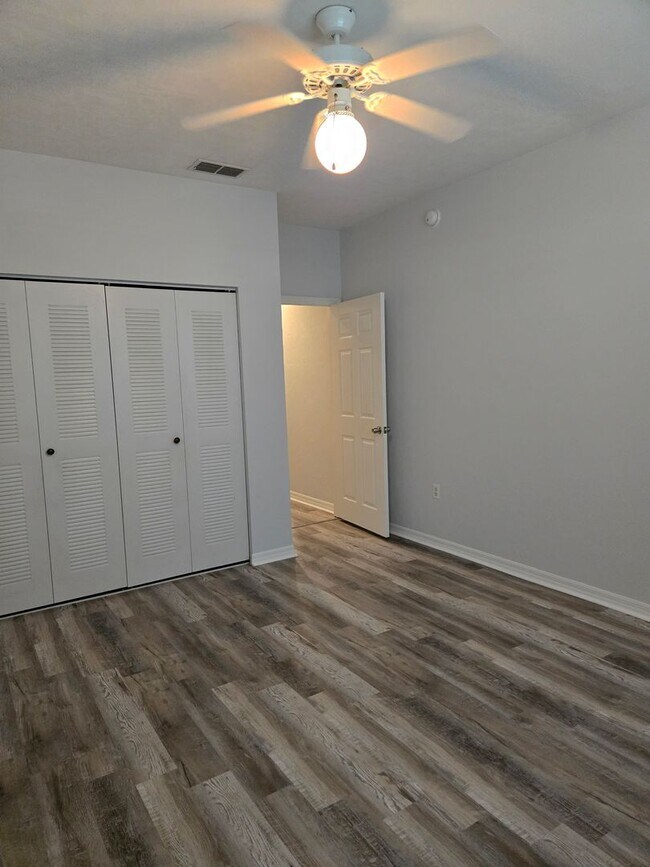 Building Photo - 3 Bedroom/ 2 Bath home at The Greens at West End