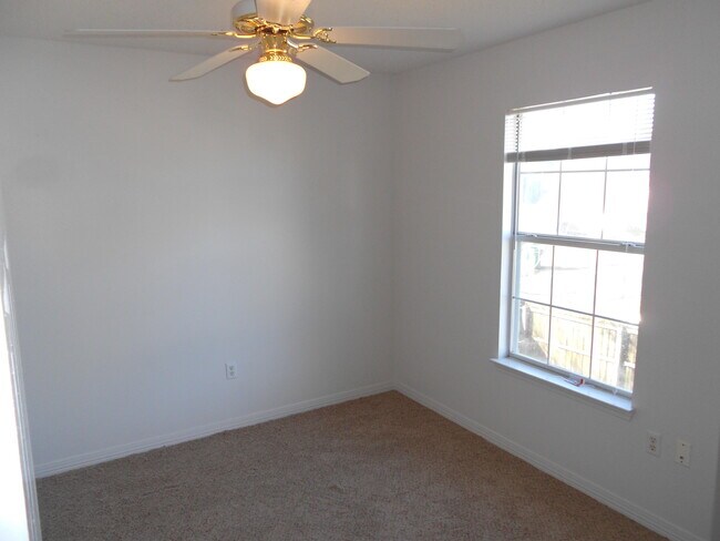 Building Photo - 1130 Jeni Mae Ct
