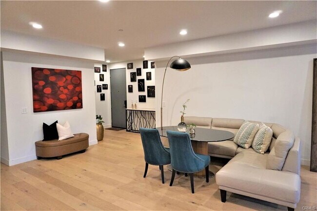 Building Photo - 5110 Whitsett Ave