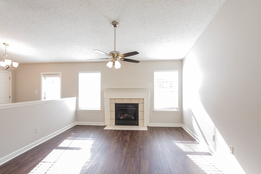 Building Photo - 4089 Counselors Dr