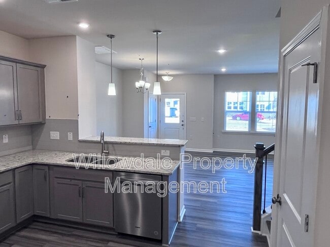 Building Photo - 303 Parker Sta Ave