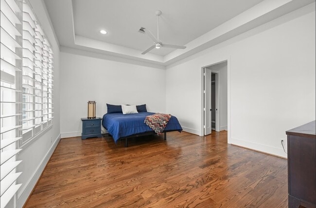 Building Photo - 804 Patterson St