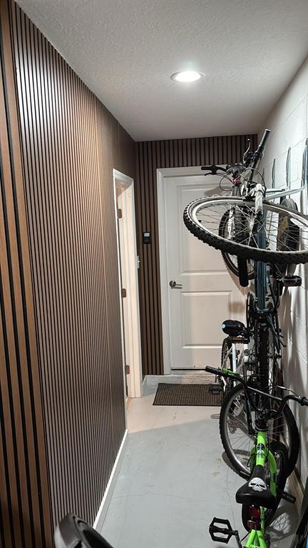 Building Photo - 279 Bergamot Lp