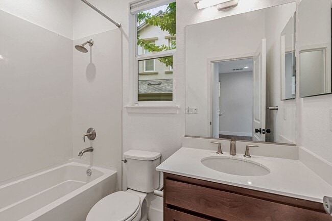 Building Photo - Stunning Home with Modern Upgrades and Pri...