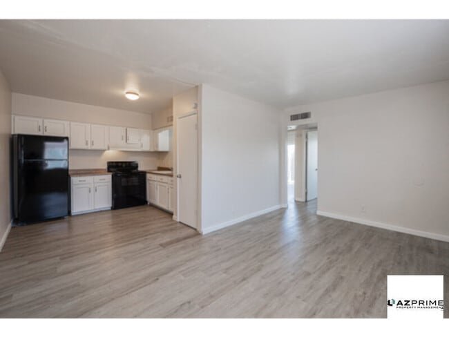 Building Photo - Discover this Gorgeous, Remodeled Mesa 2/1...