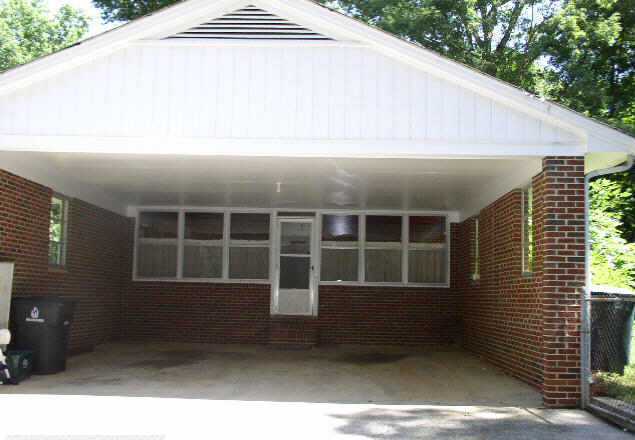 Building Photo - 113 Wedgefield Ave