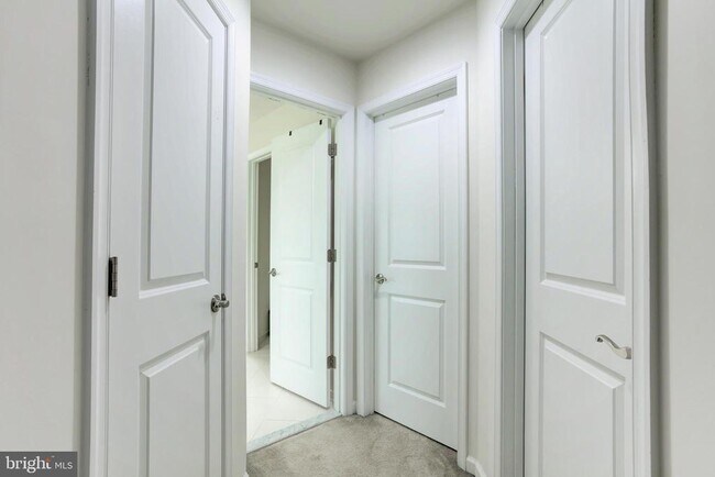 Building Photo - 22800 Bubbling Brook Dr