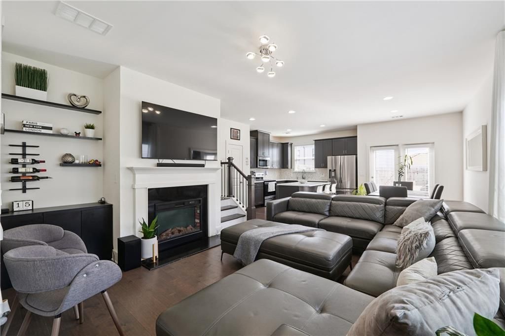 Building Photo - 162 Auburn Run Ln