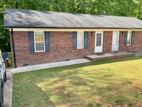 Building Photo - Duplex Apartment For Rent in Lincolnton